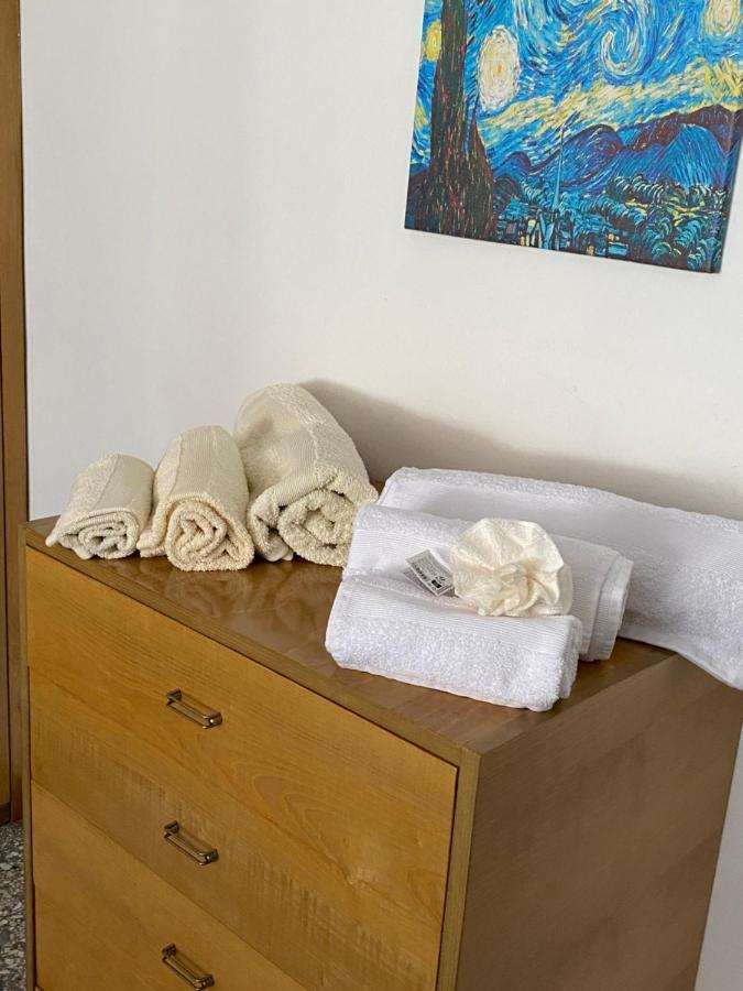 Tra Mare E Arte Appartement Ostia Buitenkant foto